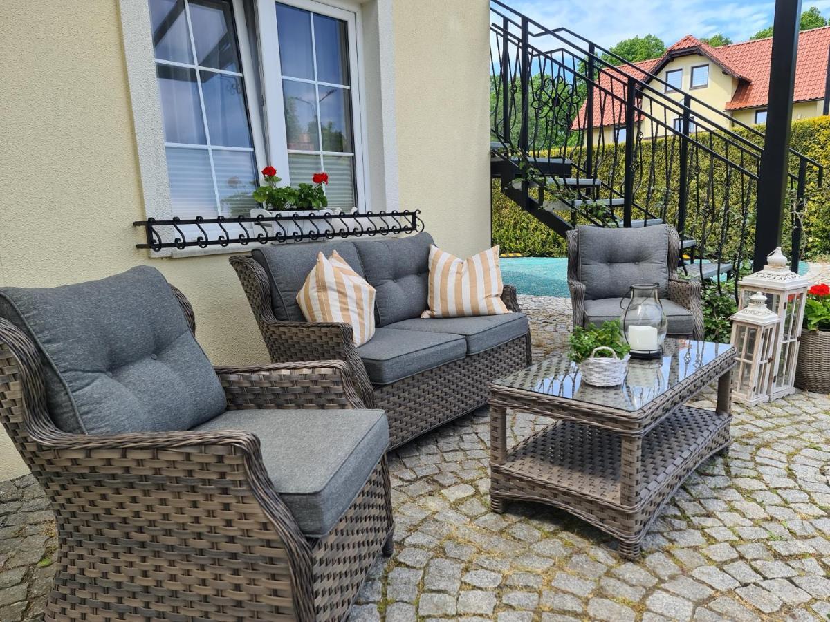Apartamenty "La Villa" Z Klimatyzacja, Ogrodem, Parkingiem, Blisko Centrum Kudowa Zdroj Exterior photo